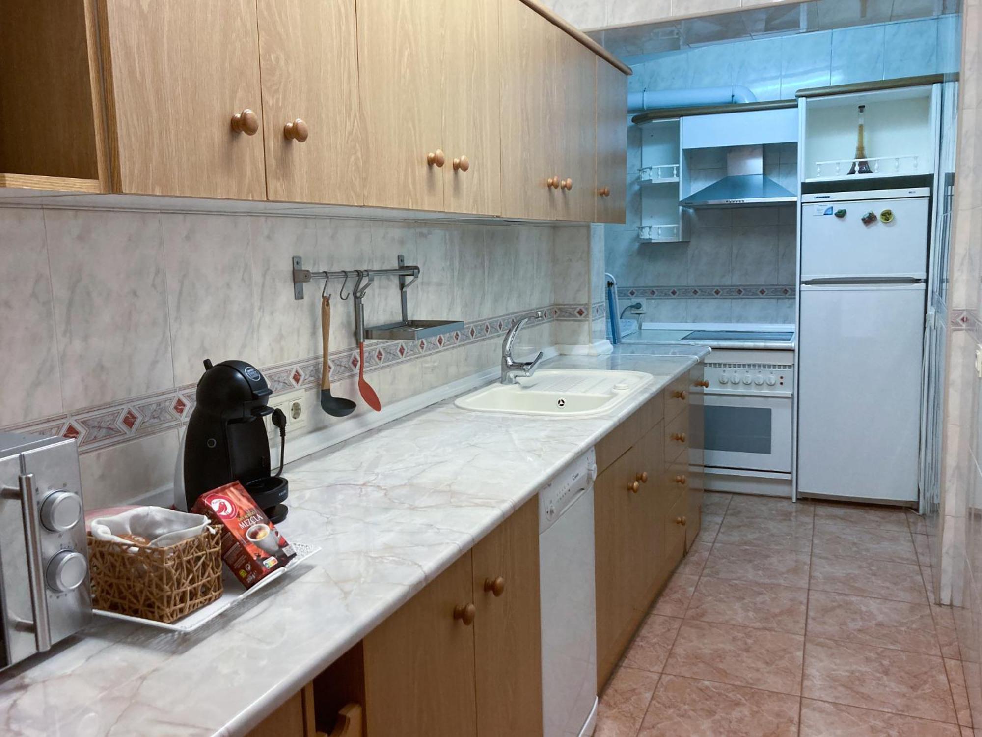 Luninoso Y Practico Apartamento En El Centro Con Amplio Parking Incluido グラナダ エクステリア 写真